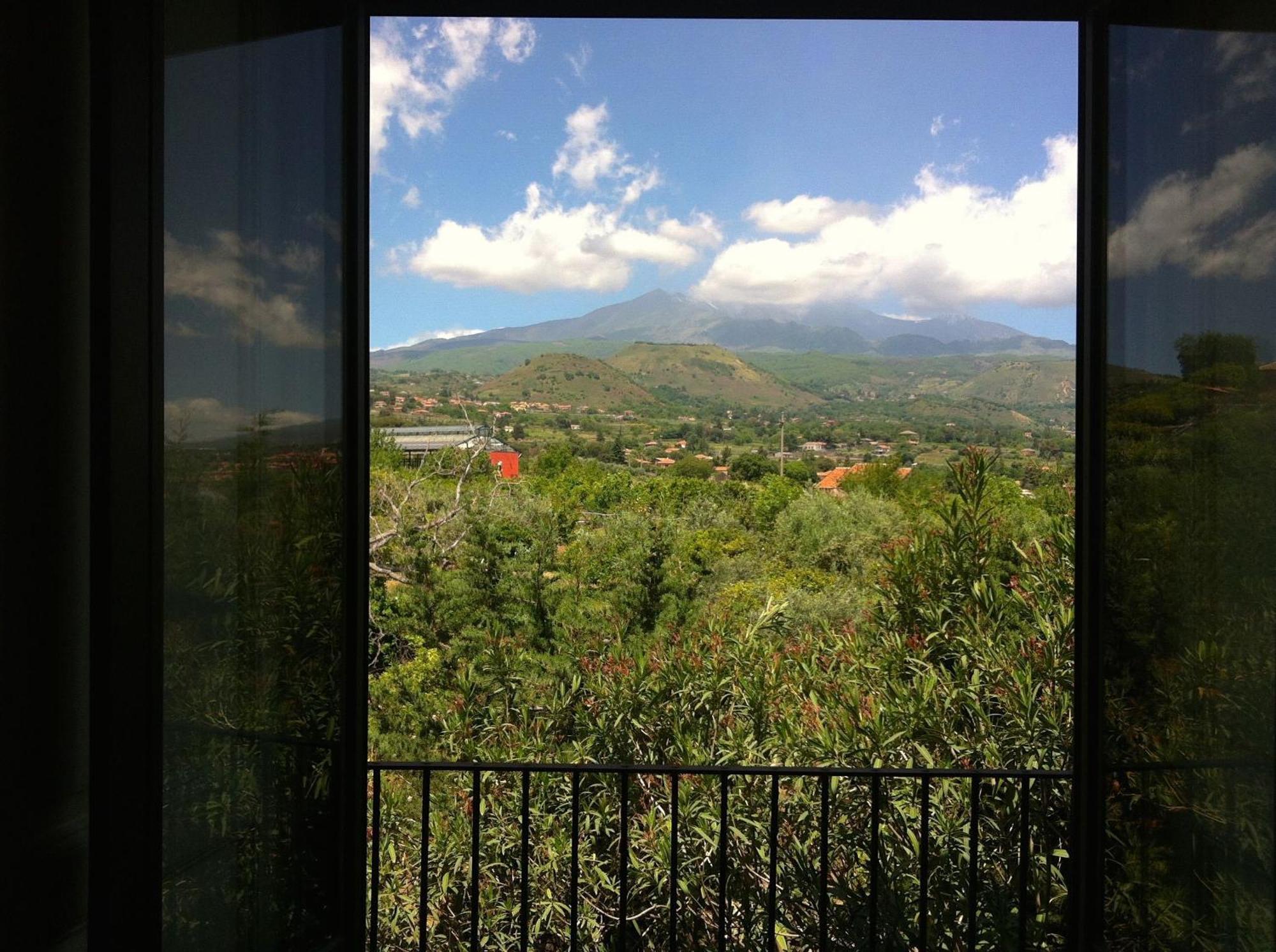 Villa Bonaccorso - Antica E Maestosa Villa Con Piscina Ai Piedi Dell'Etna Viagrande Cameră foto